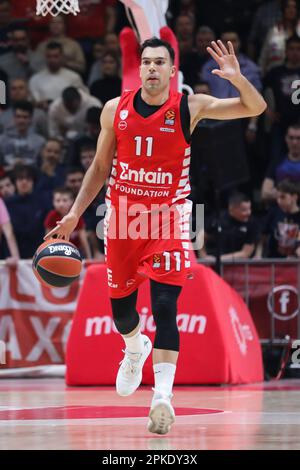 Belgrad, Serbien, 6. April 2023. Kostas Sloukas von Olympiacos Piraeus Gesten während des EuroLeague-Spiels der Turkish Airlines 2022/2023 zwischen Crvena Zvezda mts Belgrad und Olympiacos Piraeus in der Halle Aleksandar Nikolic in Belgrad, Serbien. 6. April 2023. Kredit: Nikola Krstic/Alamy Stockfoto