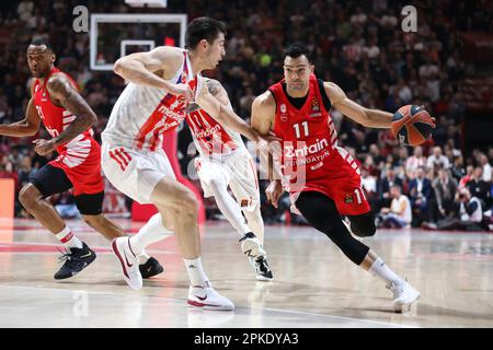 Belgrad, Serbien, 6. April 2023. Kostas Sloukas von Olympiacos Piraeus fährt während des EuroLeague-Spiels der Turkish Airlines 2022/2023 zwischen Crvena Zvezda mts Belgrad und Olympiacos Piraeus in der Halle Aleksandar Nikolic in Belgrad, Serbien, in den Korb. 6. April 2023. Kredit: Nikola Krstic/Alamy Stockfoto