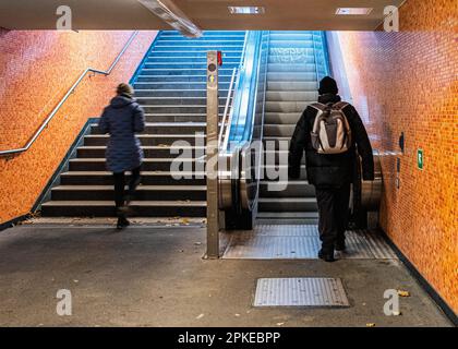 U-Bahn-Station Friedrich-Wilhelm-Platz der Linie U9 in Friedenau, Tempelhof-Schöneberg, Berlin Stockfoto