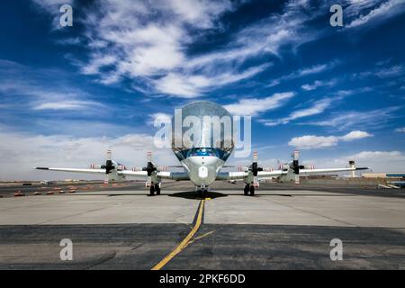 Aero Spacelines Super Guppy der NASA auf der Rollbahn in El Paso, Texas. Stockfoto