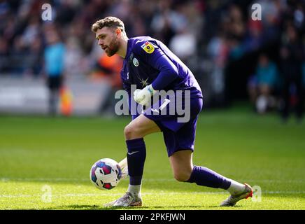 Torwart Andy Fisher in Swansea City während des Sky Bet Championship-Spiels im Swansea.com Stadium in Wales. Foto: Freitag, 7. April 2023. Stockfoto