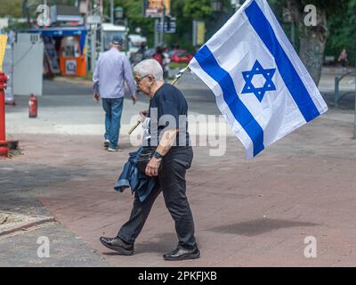 Zivile Proteste in der Stadt Rehovot Israel gegen den geplanten Wechsel der israelischen Regierung zum Obersten Gerichtshof Stockfoto