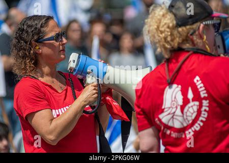 Zivile Proteste in der Stadt Rehovot Israel gegen den geplanten Wechsel der israelischen Regierung zum Obersten Gerichtshof Stockfoto
