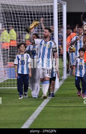 BUENOS AIRES, ARGENTINIEN - APRIL 23: Lionel Messi während eines Spiels zwischen Argentinien und Panama im Estadio Mas Monumental. Stockfoto