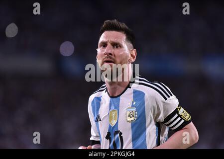 BUENOS AIRES, ARGENTINIEN - APRIL 23: Lionel Messi während eines Spiels zwischen Argentinien und Panama im Estadio Mas Monumental. Stockfoto