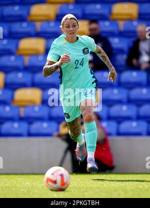 Australiens Larissa Crummer bei einem internationalen Spiel im Cherry Red Records Stadium in London. Foto: Freitag, 7. April 2023. Stockfoto