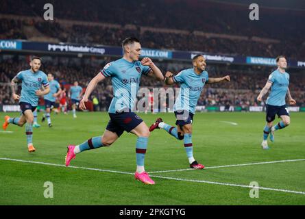 Burnley's Connor Roberts feiert das zweite Tor seiner Seite während des Sky Bet Championship-Spiels im Riverside Stadium, Middlesbrough. Foto: Freitag, 7. April 2023. Stockfoto