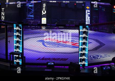 Las Vegas, NV, USA. 7. April 2023. Ein Blick auf das Innere des SmartCage vor Beginn der regulären Fight Night im Theater im Virgin Hotel am 7. April 2 in Las Vegas, NV, am 2023. April. Christopher Trim/CSM/Alamy Live News Stockfoto