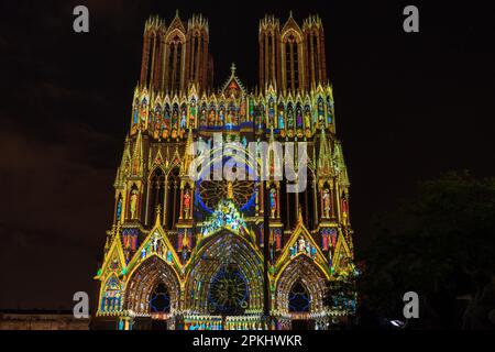 Lichtershow der Kathedrale von Reims in Reims Frankreich am 12. September 2015 Stockfoto