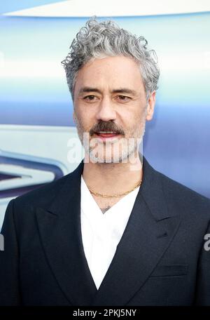 Taika Waititi nimmt an der britischen Premiere „Lightyear“ am Cineworld Leicester Square in London Teil. Stockfoto