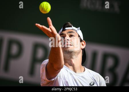 Roquebrune-Cap-Martin, Frankreich, Frankreich. 8. April 2023. Giulio ZEPPIERI von Italien am ersten Qualifikationstag von Rolex Monte-Carlo Masters 2023, ATP Masters 1000 Tennis Turnier im Monte-Carlo Country Club am 08. April 2023 in Roquebrune-Cap-Martin, Frankreich. (Kreditbild: © Matthieu Mirville/ZUMA Press Wire) NUR REDAKTIONELLE VERWENDUNG! Nicht für den kommerziellen GEBRAUCH! Stockfoto