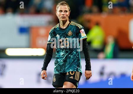 firo: 7. April 2023, Fußball, Freundschaftsspiel DFB Frauenlandspiel Nationalmannschaft Niederlande - Deutschland Tabea Wassmuth (Deutschland) Halbfigur, Stockfoto