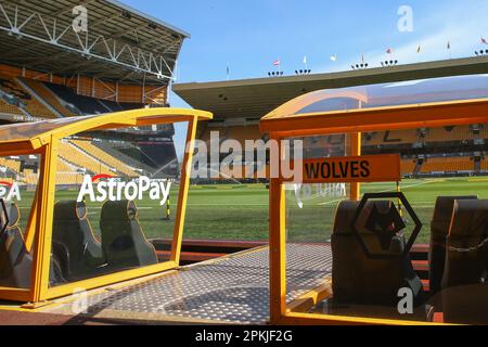 Wolverhampton, Großbritannien. 08. April 2023. Ein allgemeiner Einblick in Molineux, Heimat von Wolverhampton Wanders vor dem Premier League-Spiel Wolverhampton Wanderers vs Chelsea in Molineux, Wolverhampton, Großbritannien, 8. April 2023 (Foto von Gareth Evans/News Images) in Wolverhampton, Großbritannien, am 4./8. April 2023. (Foto: Gareth Evans/News Images/Sipa USA) Guthaben: SIPA USA/Alamy Live News Stockfoto