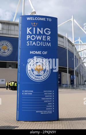 King Power Stadium, Leicester, Großbritannien. 8. April 2023. Premier League Football, Leicester City gegen AFC Bournemouth; Leicester Ignage außerhalb des King Power Credit: Action Plus Sports/Alamy Live News Stockfoto