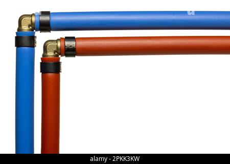 Blaue und rote (kalte und heiße) Pex-Wasserrohre Stockfoto