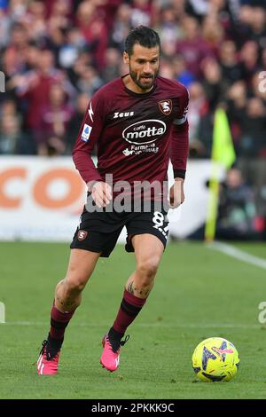 Salerno, Italien. 07. April 2023. Antonio Candreva von US Salernitana während des Spiels der Serie A zwischen US Salernitana 1919 und Inter Mailand am 7. April 2023 im Stadio Arechi, Salerno, Italien. Kredit: Giuseppe Maffia/Alamy Live News Stockfoto