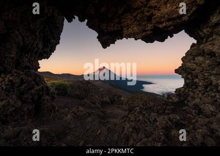 Der Teide, der drittgrößte aktive Vulkan der Welt und der höchste Berg in Spanien, Teide, Teneriffa, Kanarische Inseln, Spanien, Atlantik Stockfoto