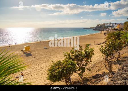 Blick auf Playa del Matorral Strand und Stadt, Morro Jable, Fuerteventura, Kanarische Inseln, Spanien, Atlantik, Europa Stockfoto