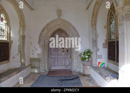 Die Priory der heiligen Margarete von Antioch und die Kirche St. Andrews Stockfoto