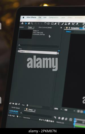 New york, USA - 7. April 2023: Projekt in adobe nach Effekten auf dem Computerbildschirm in Nahaufnahme bearbeiten Stockfoto