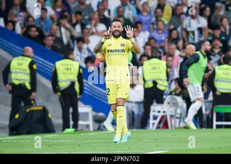 Madrid, Spanien. 8. April 2023. Jose Morales von Villareal feiert sein Tor beim spanischen Fußballspiel La Liga zwischen Real Madrid und Villareal CF in Madrid, Spanien, am 8. April 2023. Kredit: Gustavo Valiente/Xinhua/Alamy Live News Stockfoto