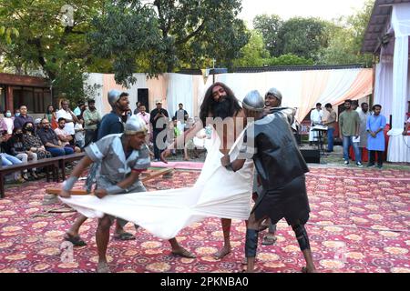 Neu-Delhi, Indien. 7. April 2023. Nachstellung vor der Kreuzigung während der karfreitagsfeier in der Mashigarh-Kirche Neu-delhi (Kreditbild: © Indraneel Sen/Pacific Press via ZUMA Press Wire) NUR REDAKTIONELLE VERWENDUNG! Nicht für den kommerziellen GEBRAUCH! Stockfoto