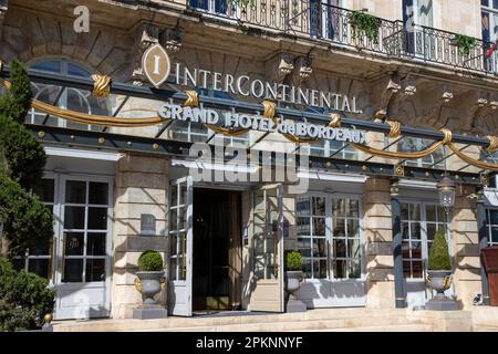 Bordeaux , Aquitaine Frankreich - 04 02 2023 : InterContinental Bordeaux Grand Hotel Luxuslogo und Markentext auf der Eingangsfassade der Stadt Stockfoto