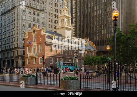 Old State House im Abendlicht, eines der Wahrzeichen auf dem Boston's Freedom Trail, Boston, Massachusetts, New England, USA Stockfoto