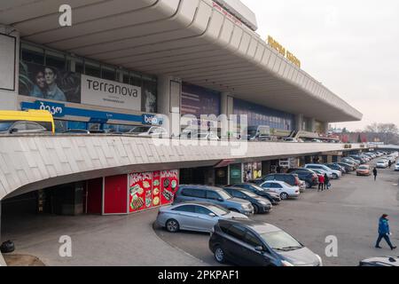 Tiflis, Georgia - 22. Januar 2023: Tiflis Railway Station Square Gebäude. Reisen Stockfoto