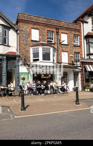 BUNCE's - Cafe & Restaurant . Bakehouse, High Street, Marlborough, Wiltshire, England, UK Stockfoto