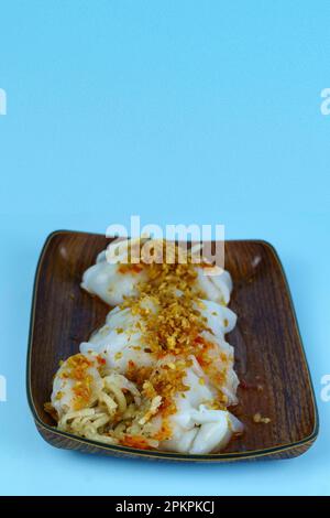 Choipan ist ein traditioneller Snack aus Pontianak, West Borneo. Aus gehackten Bambussprossen und gehackten Garnelen. Stockfoto