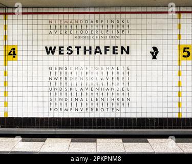 U-Bahn-Station Westhafen: U9 Linie, Moabit, Mitte, Berlin. Die U-Bahn-Station, an der damals die Linie G war Stockfoto