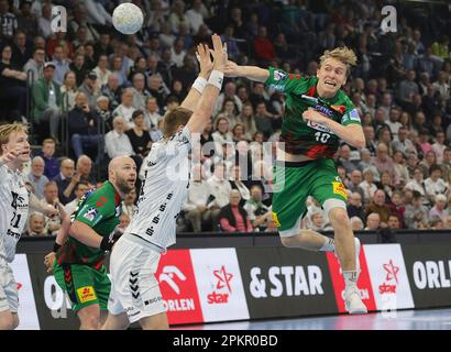 Kiel, Deutschland. 09. April 2023. firo: 09.04.2023 Handball, erste Liga 2022/2023, 1. Bundesliga THW Kiel - SC Magdeburg, SCM Duels Duels Gisli Thorgeir Kristjansson Credit: dpa/Alamy Live News Stockfoto