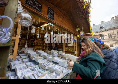 Prag, Tschechische Republik. 09. April 2023. Ostermarkt in der Prager Burg, Tschechische Republik, 9. April 2023. Kredit: Michaela Rihova/CTK Photo/Alamy Live News Stockfoto