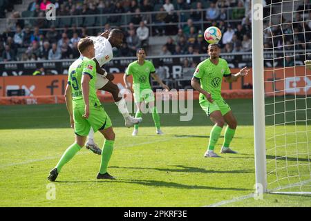 Marcus THURAM (MG) erreicht das Tor mit einem Titel, Action, Fußball 1. Bundesliga, 27. Spieltag, Borussia Monchengladbach (MG) - VfL Wolfsburg (WOB) am 9. April 2023 in Borussia Mönchengladbach/Deutschland auf 2:0. #DFL-Vorschriften verbieten die Verwendung von Fotografien als Bildsequenzen und/oder quasi-Video # Stockfoto