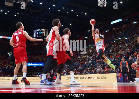 Mailand, Italien. 09. April 2023. Davide Moretti (Carpegna Prosciutto Pesaro) während EA7 Emporio Armani Milano vs Carpegna Prosciutto Pesaro, italienische Basketball-Serie A-Meisterschaft in Mailand, Italien, April 09 2023 Kredit: Unabhängige Fotoagentur/Alamy Live News Stockfoto