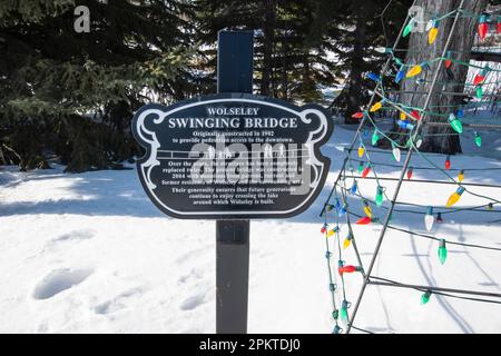 Wolseley Swinging Bridge Schild in Wolseley, Saskatchewan, Kanada Stockfoto