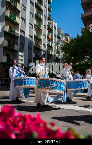 Glorreiche Begegnung (Encuentro Glorioso) am Ostersonntag in den Straßen von Saragossa, Aragon, Spanien Stockfoto