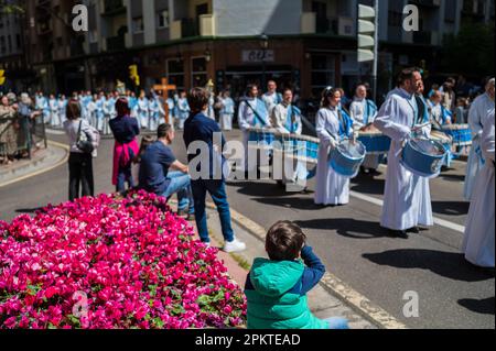 Glorreiche Begegnung (Encuentro Glorioso) am Ostersonntag in den Straßen von Saragossa, Aragon, Spanien Stockfoto