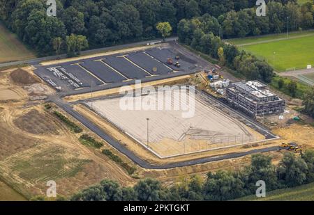 Luftaufnahme, Baustelle und Neubau Sportplatz Papenloh an der Lohschule im Bezirk Rhynern in Hamm, Ruhrgebiet, Nordrhein-Westpha Stockfoto