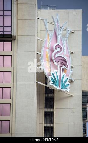 Das Logo auf dem Flamingo Las Vegas Hotel and Casino auf dem Las Vegas Boulevard in Las Vegas, Nevada, USA. Stockfoto