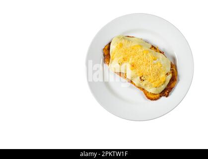 Grüner Plantain Patacon mit gehacktem Huhn und Käse - kolumbianisches Street Food Stockfoto