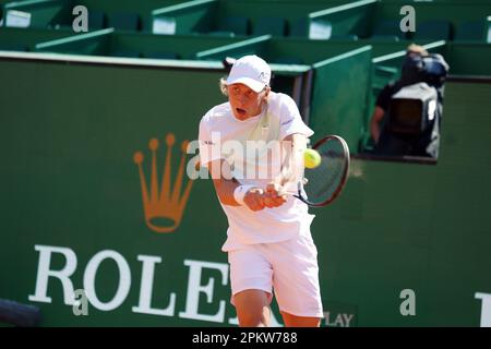 Monaco, Monaco. 09. April 2023. MONACO, Monte Carlo Tennis Masters auf 9. April 2023; Emil Ruusuvuori aus Finnland gegen Jan-Lennard Struff aus Deutschland während der Qualifikation am Gericht Rainier III, 2023 Monte-Carlo Mastern, Bild: Emil Ruusuvuori, gebührenpflichtiges Bild, Copyright Thierry CARPICO/ATP Images. (CARPICO Thierry/ATP/SPP) Kredit: SPP Sport Press Photo. Alamy Live News Stockfoto