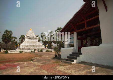 Die Lotus Stupa, auch bekannt als „das Pathum“, ist eines der einzigartigen Merkmale von Wat Wisounrat, die Watermelon Stupa, auch bekannt als Makmo. Stockfoto