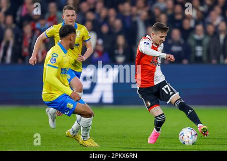 09-04-2023: Sport: Feyenoord/RKC ROTTERDAM, NIEDERLANDE - APRIL 9: Sebastian Szymanski (Feyenoord Rotterdam) während des Spiels Eredivisie Feyenoord Stockfoto