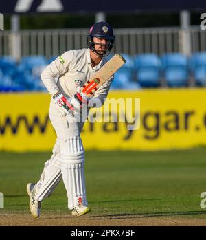 Derbyshire Captain Leus du Plooy schlägt in einem County Championship-Spiel zwischen Derbyshire und Worcestershire Stockfoto