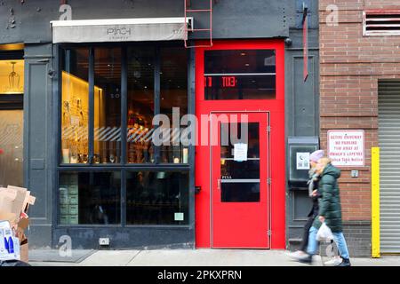 Pinch Chinese, 177 Prince St, New York, NYC, Foto eines chinesischen Restaurants in Manhattans Viertel SoHo. Stockfoto