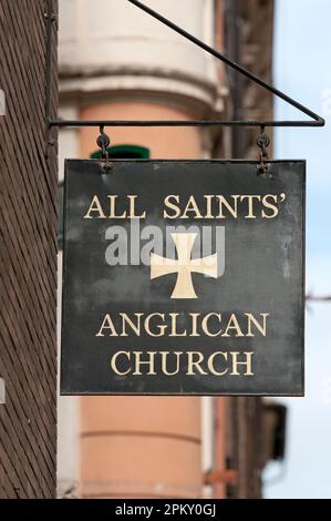 Allerheiligen Anglikan Chuch Schild in der Via del Babuino, Rom, Italien Stockfoto