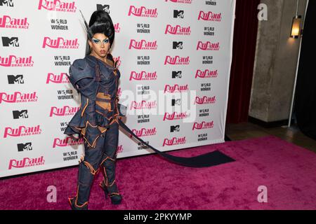 Los Angeles, USA. 01. April 2023. JAX nimmt am 1. April 2023 an der Ankunft von RuPaul's Drag Race Season 15 im Ace Hotel in Los Angeles, Kalifornien, Teil. (Foto: Corine Solberg/Sipa USA) Guthaben: SIPA USA/Alamy Live News Stockfoto