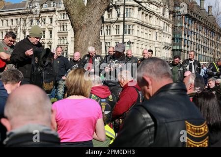 London, Großbritannien. 07. April 2023. Rolling Thunder UK organisierte eine Achterbahnfahrt für HM Queen Elizabeth II © Waldemar Sikora Stockfoto